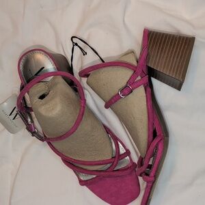Sandals 11 M Hot Pink Strappy Chunky High Heel Faux Suede Open Toe Shoes NWT